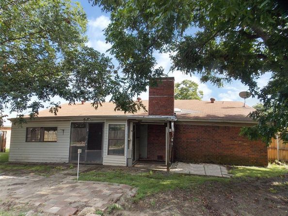 1209  Juniper Lane , Benbrook Texas 76126