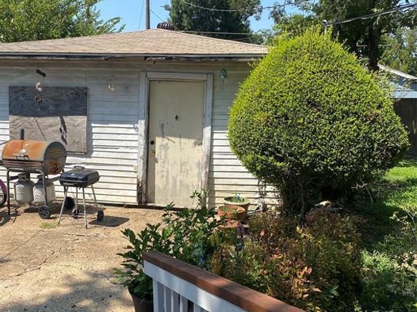 3433  Bogata Boulevard , Dallas Texas 75220