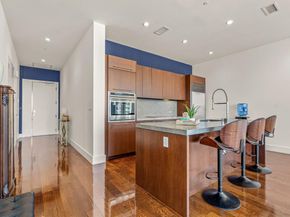 2200  Victory Avenue  1702, Dallas Texas 75219