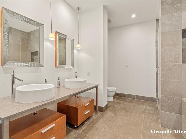 2200  Victory Avenue  1702, Dallas Texas 75219