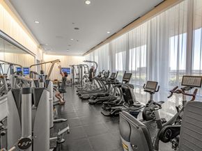 2200  Victory Avenue  1702, Dallas Texas 75219