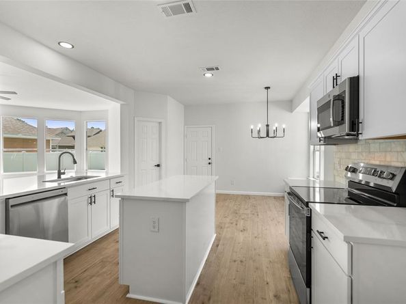 10226  Lakeview Drive , Providence Village Texas 76227