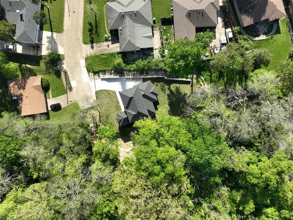 974  Woodacre Drive , Dallas Texas 75241