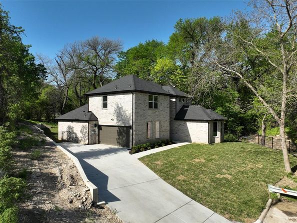 974  Woodacre Drive , Dallas Texas 75241
