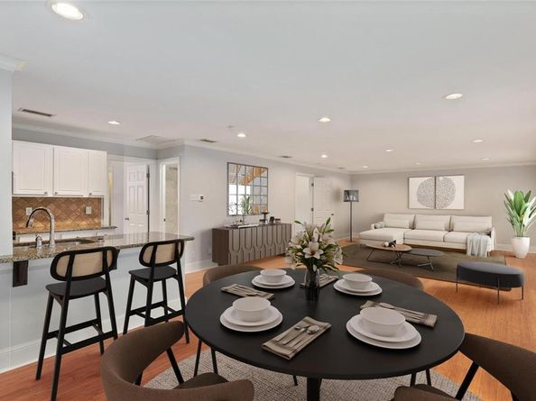 7770  Meadow Road  211, Dallas Texas 75230