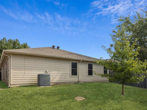 10405  Pleasant Mound Drive , Fort Worth Texas 76108