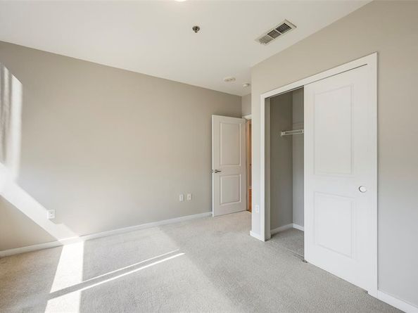 1200  Main Street  1002, Dallas Texas 75202