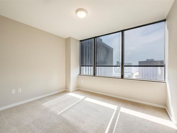 1200  Main Street  1002, Dallas Texas 75202