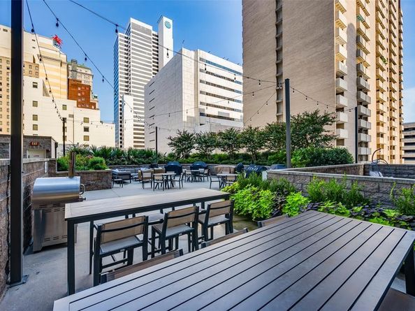 1200  Main Street  1002, Dallas Texas 75202