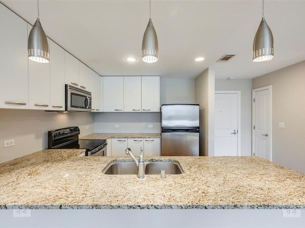 1200  Main Street  1002, Dallas Texas 75202