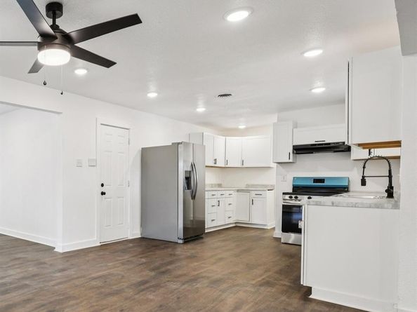 602  Lawson Drive , Garland Texas 75042