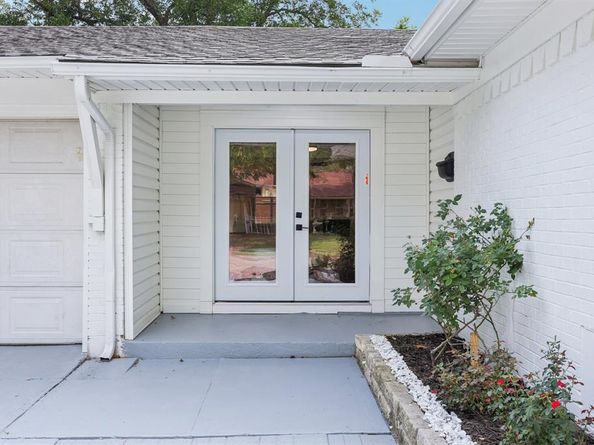 602  Lawson Drive , Garland Texas 75042