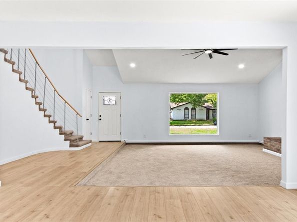 2925  Brookcrest Drive , Garland Texas 75040