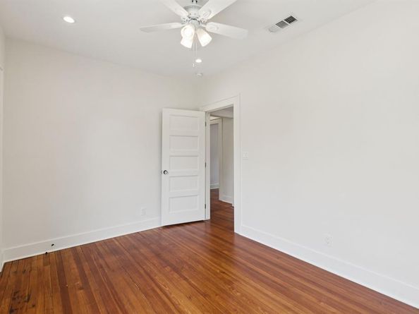 914  Grandview Avenue , Dallas Texas 75223