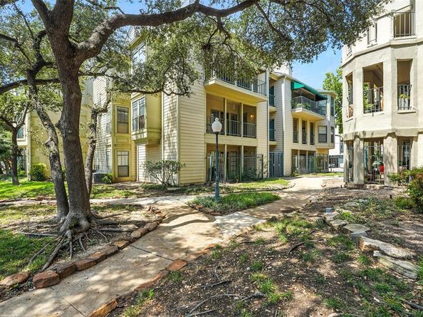 3105  San Jacinto Street  205, Dallas Texas 75204