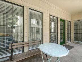 3105  San Jacinto Street  205, Dallas Texas 75204