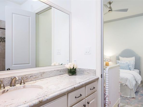 6504  Joyce Way , Dallas Texas 75225