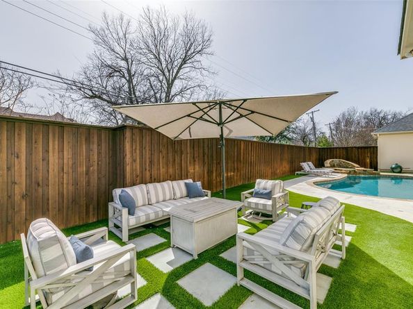 6504  Joyce Way , Dallas Texas 75225