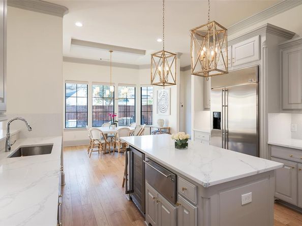 6504  Joyce Way , Dallas Texas 75225