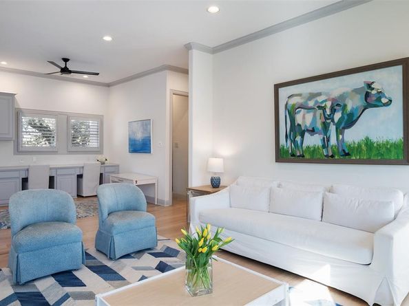 6504  Joyce Way , Dallas Texas 75225