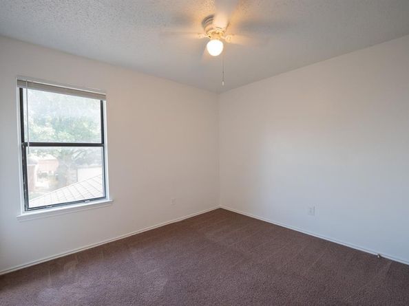 1724  Quail Run Drive , Garland Texas 75040