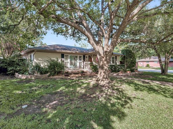 7135  Clemson Drive , Dallas Texas 75214