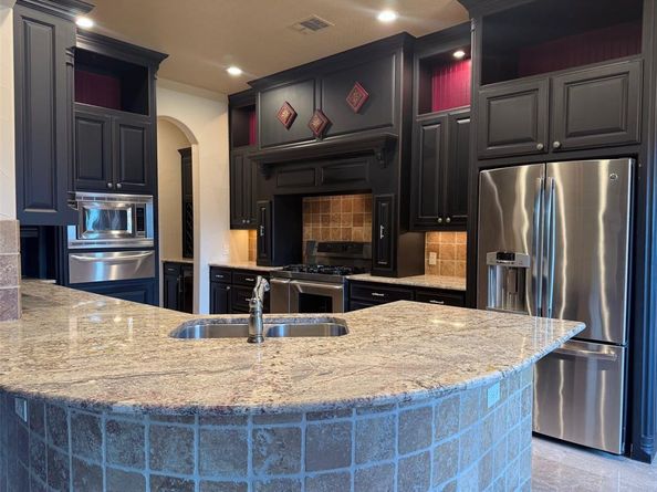 3225  Glade Pointe Court , Hurst Texas 76054