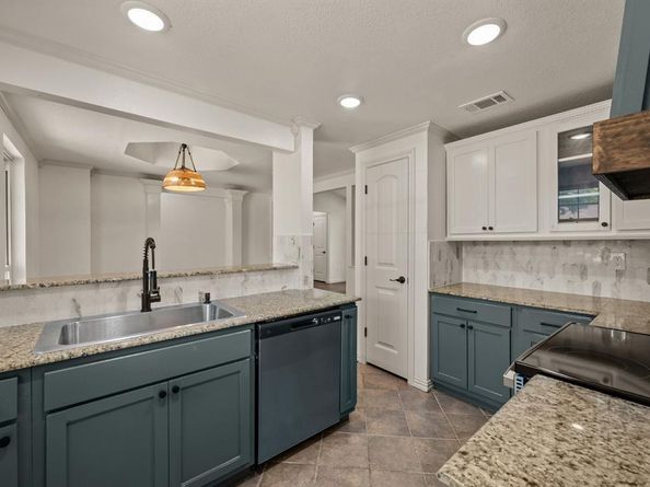 7008  Shadow Bend Drive , Fort Worth Texas 76137