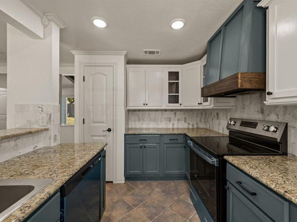 7008  Shadow Bend Drive , Fort Worth Texas 76137