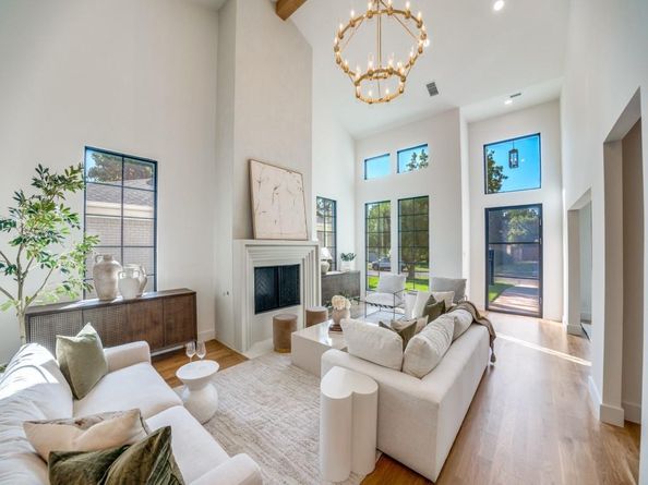 10641  Larchfield Lane , Dallas Texas 75238