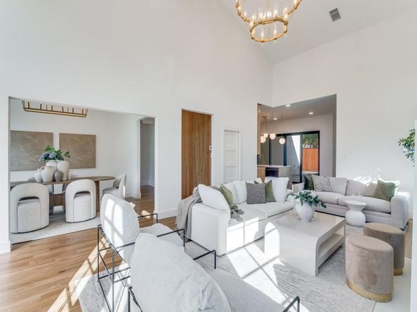 10641  Larchfield Lane , Dallas Texas 75238