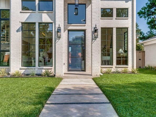 10641  Larchfield Lane , Dallas Texas 75238