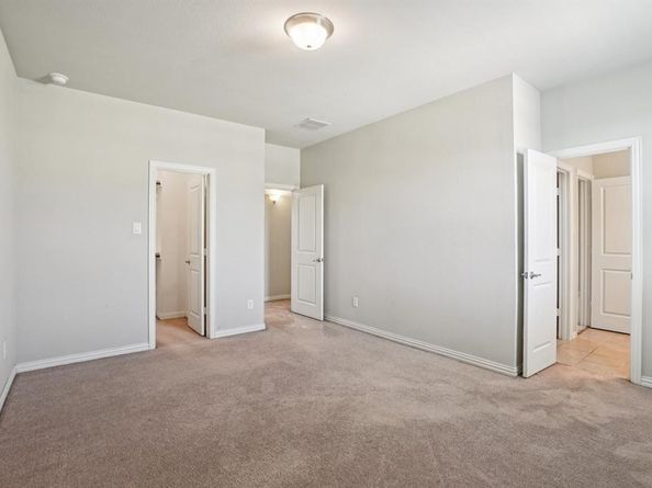 1573  William Way , Irving Texas 75063