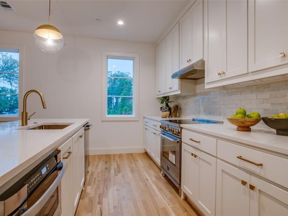 7207  Gaston Avenue  906, Dallas Texas 75206