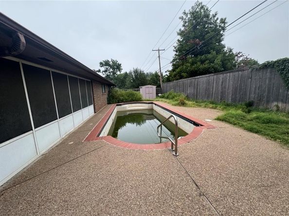 3529  Kelvin Avenue , Fort Worth Texas 76133