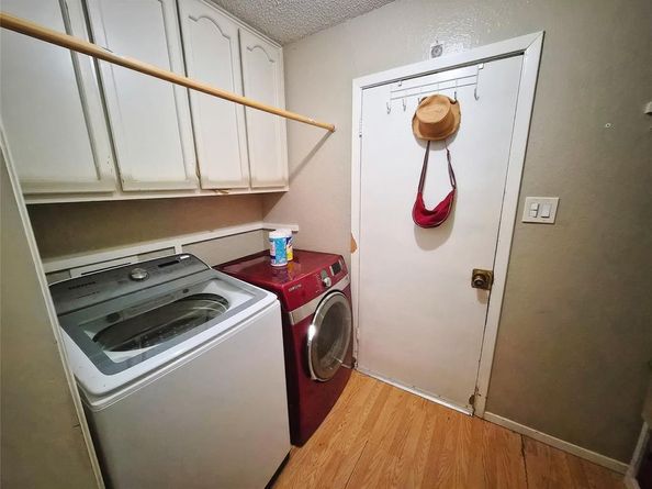 3529  Kelvin Avenue , Fort Worth Texas 76133