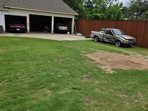 2210  Eugene Street , Dallas Texas 75215