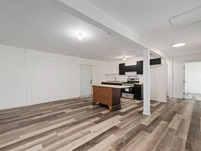 1623  Fresno Street , Dallas Texas 75217