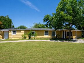 1623  Fresno Street , Dallas Texas 75217