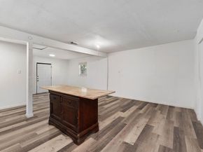 1623  Fresno Street , Dallas Texas 75217