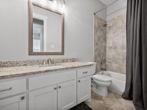 209 W Dallas Street , Mansfield Texas 76063