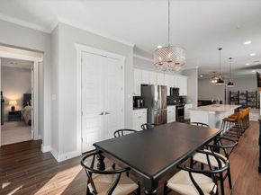 209 W Dallas Street , Mansfield Texas 76063