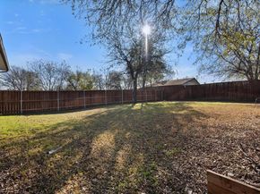209 W Dallas Street , Mansfield Texas 76063