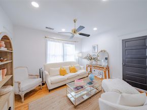 729 N Bishop Avenue , Dallas Texas 75208