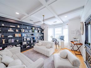 729 N Bishop Avenue , Dallas Texas 75208