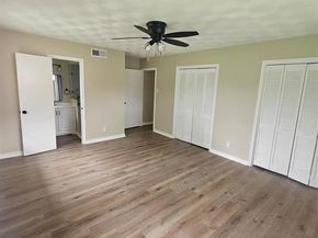 5907  Shady Crest Trail , Dallas Texas 75241