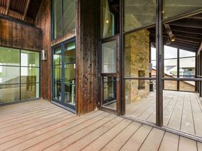 20  Vanguard Way , Dallas Texas 75243