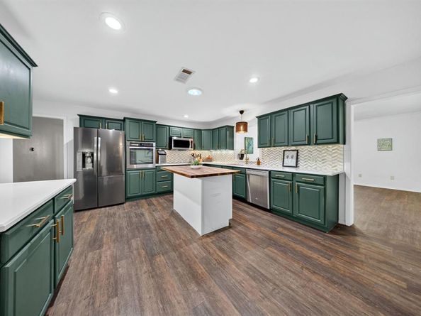 6736  Corona Drive , North Richland Hills Texas 76180