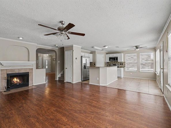2020  Cardinal Lane , Lewisville Texas 75077