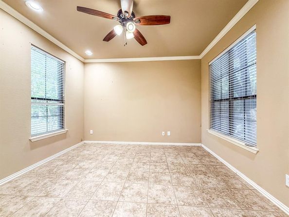 1528  Chestnut Drive , Savannah Texas 76227